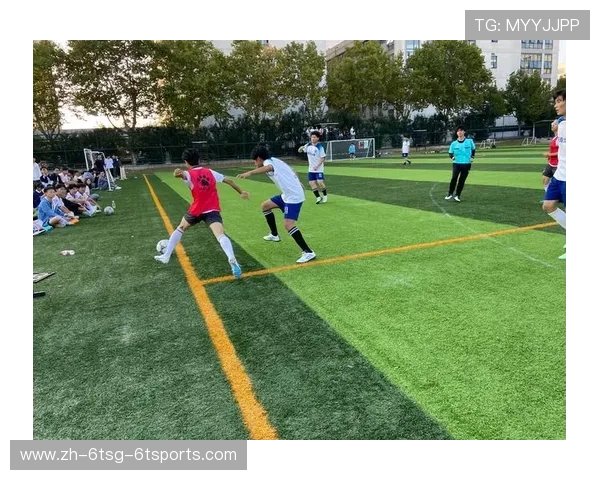 足球比赛中的空挡利用与进攻布局